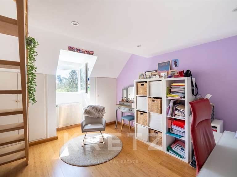 Maison Noisy-le-Roi - 5 chambres - 360m²