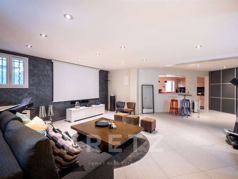 Maison Noisy-le-Roi - 5 chambres - 360m²