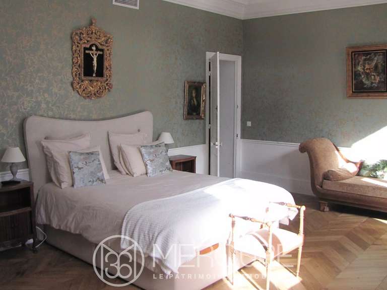 Château Nontron - 9 chambres - 2000m²