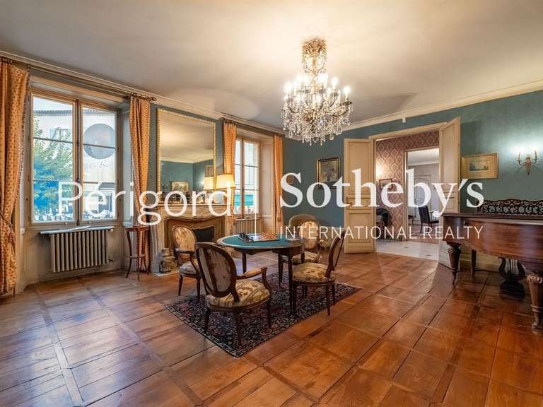 Maison Nontron - 5 chambres - 372m²