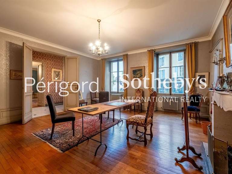 Maison Nontron - 5 chambres - 372m²