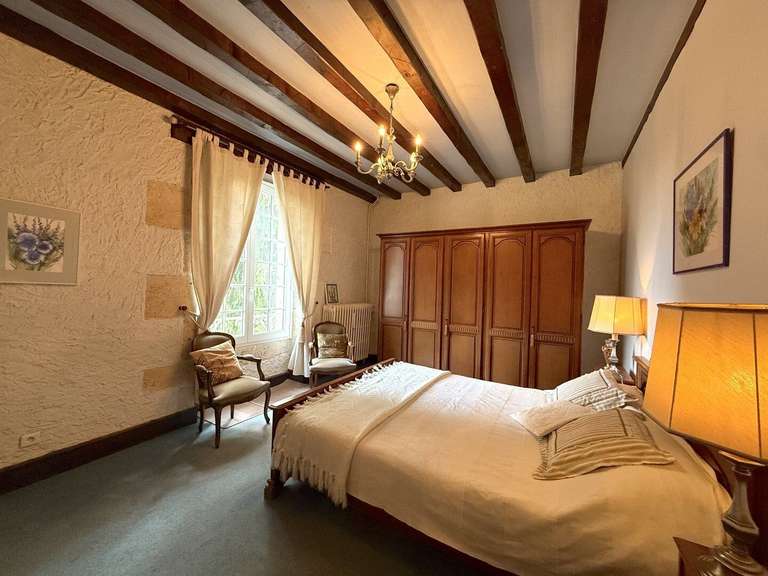 Maison Nontron - 5 chambres - 333m²