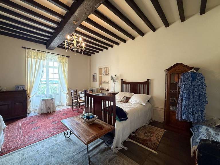 Maison Nontron - 5 chambres - 333m²