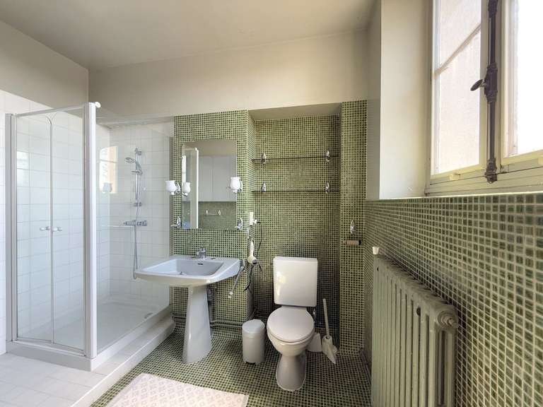 Maison Nontron - 5 chambres - 372m²
