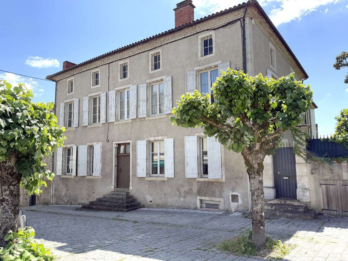 Maison Nontron