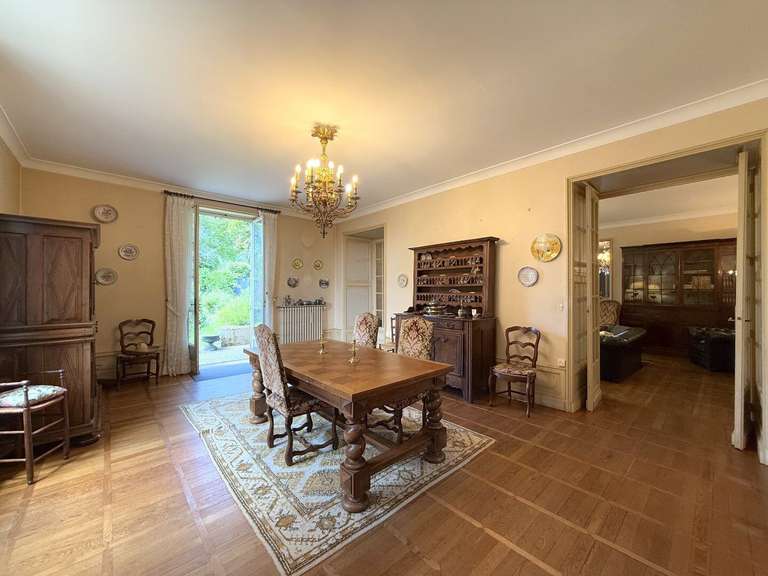 Maison Nontron - 5 chambres - 372m²