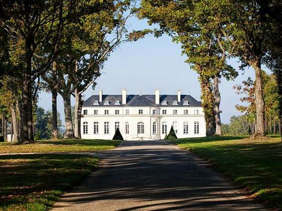 Castle Nort-sur-Erdre - 7 bedrooms - 760m²