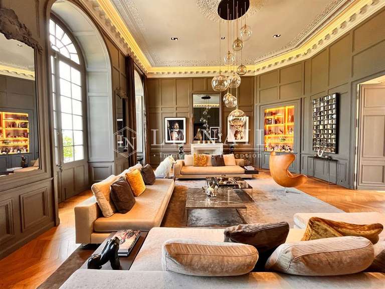 Castle Nort-sur-Erdre - 7 bedrooms - 760m²