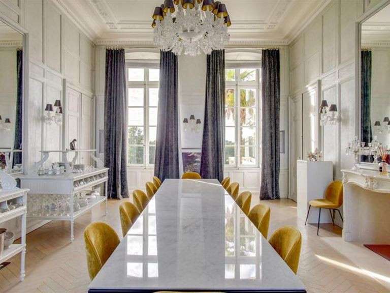 Castle Nort-sur-Erdre - 7 bedrooms - 760m²