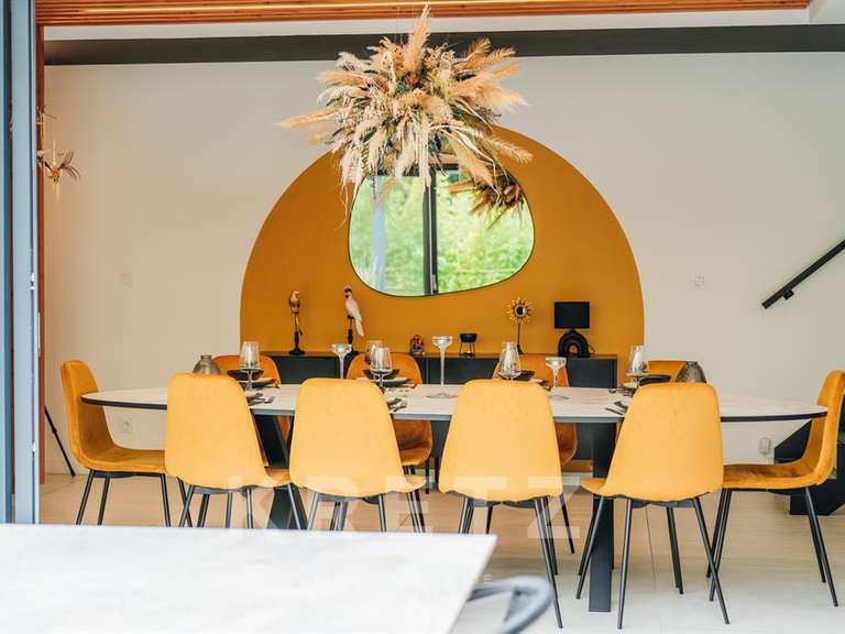 Maison Nort-sur-Erdre - 4 chambres - 197m²