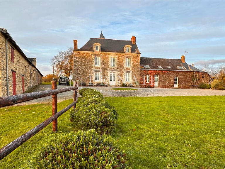 Manoir Nort-sur-Erdre - 6 chambres - 350m²