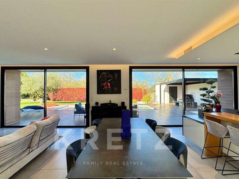 Maison Notre-Dame-d'Oé - 4 chambres - 226m²