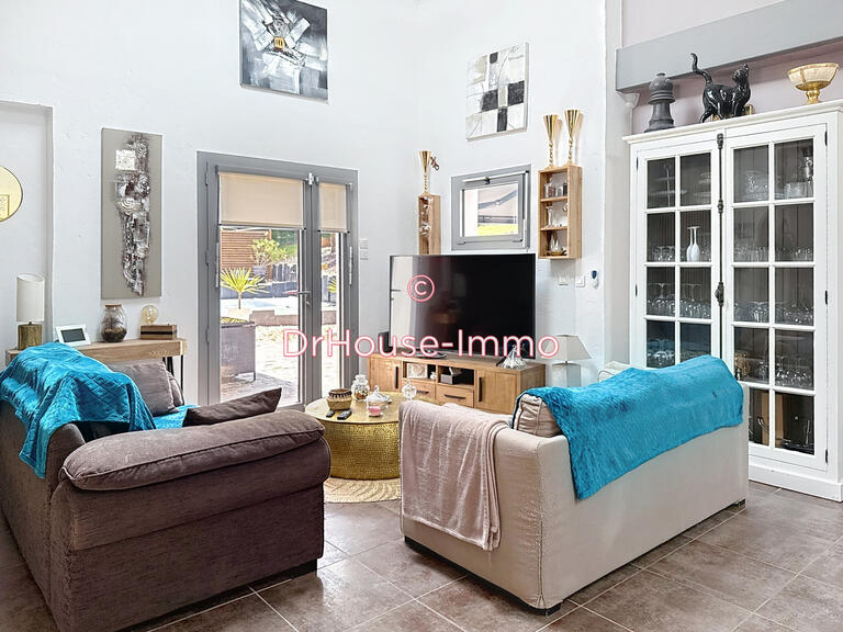 Villa Notre-Dame-de-Sanilhac - 4 chambres - 160m²