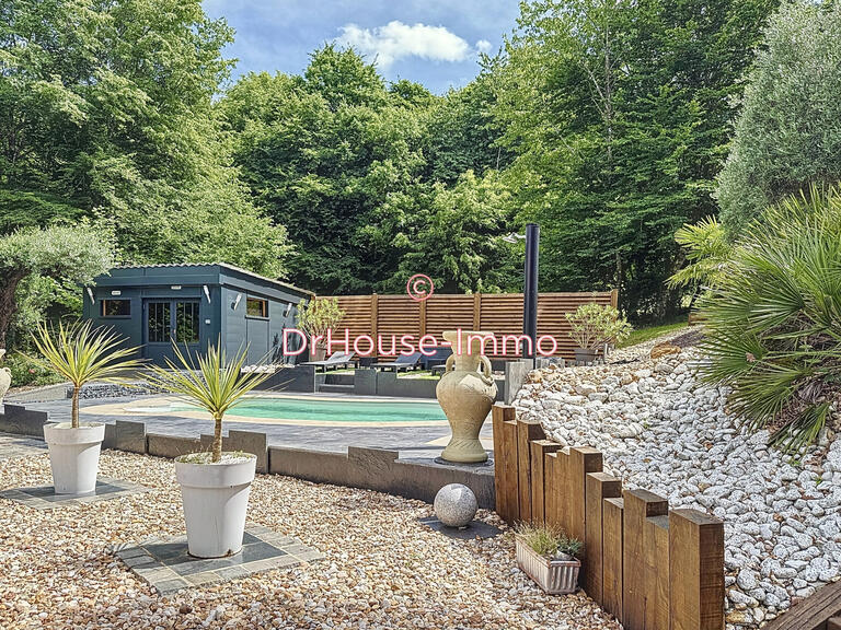 Villa Notre-Dame-de-Sanilhac - 4 chambres - 160m²