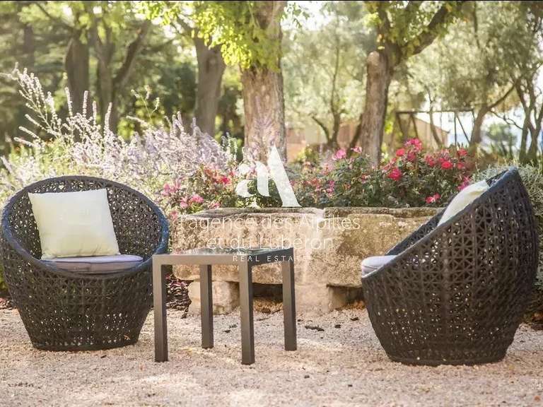 House Noves - 7 bedrooms - 450m²