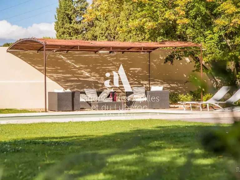 House Noves - 7 bedrooms - 450m²