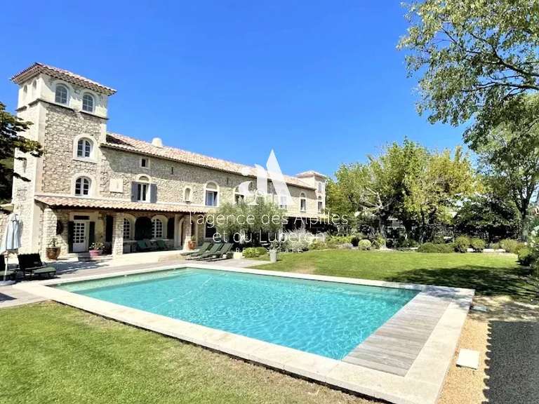 House Noves - 7 bedrooms - 450m²