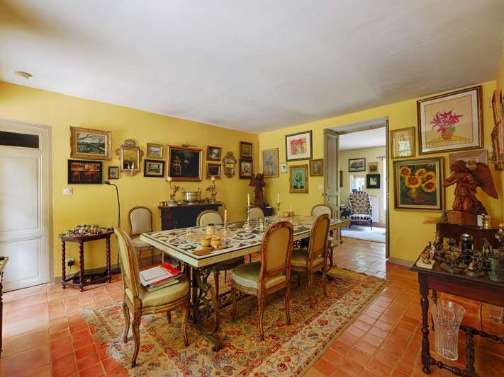 House Noves - 9 bedrooms - 400m²