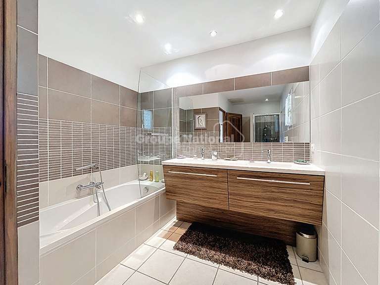 Maison Noves - 4 chambres - 150m²