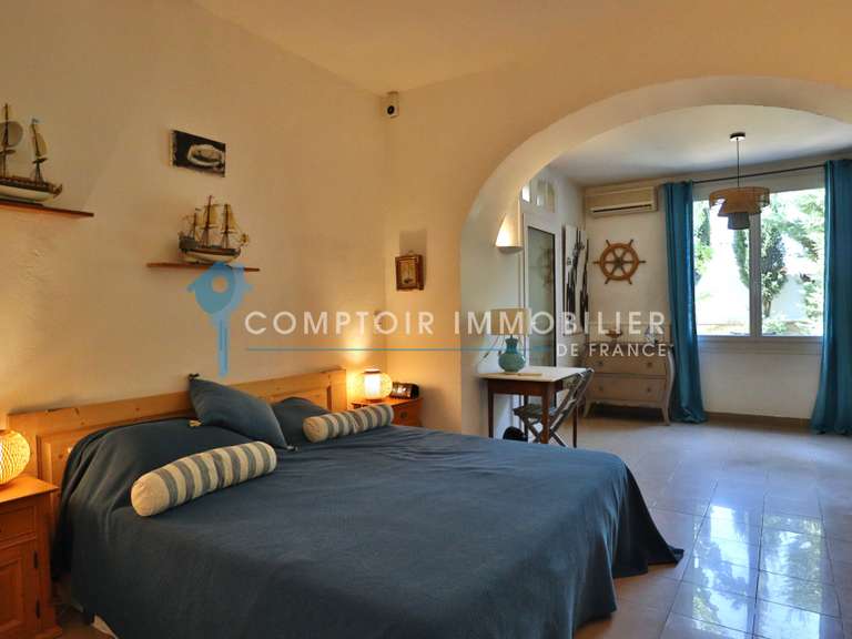 Maison Noves - 4 chambres - 209m²