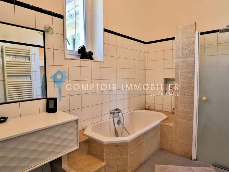 Maison Noves - 4 chambres - 209m²