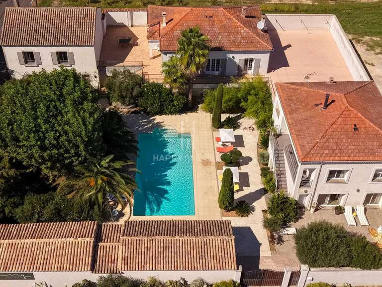 Propriété Noves - 8 chambres - 777m²