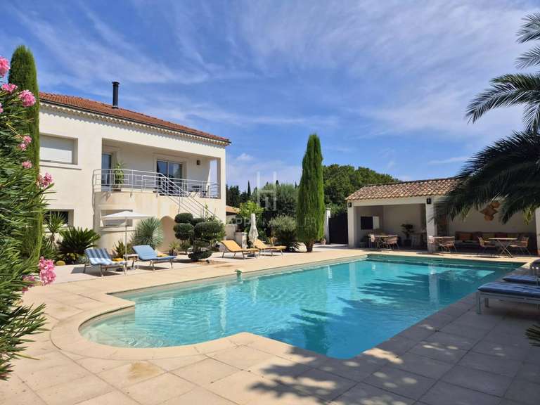 Propriété Noves - 8 chambres - 777m²