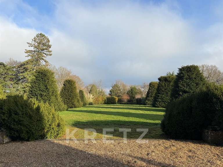 Château Noyen-sur-Sarthe - 5 chambres - 505m²