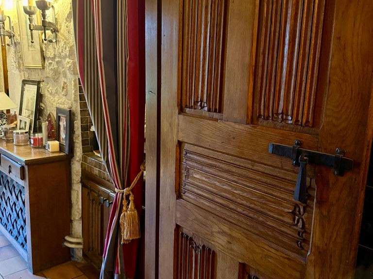 Château Noyen-sur-Sarthe - 5 chambres - 505m²