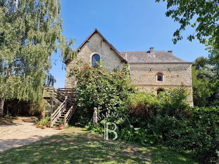 House Noyen-sur-Sarthe - 5 bedrooms - 350m²