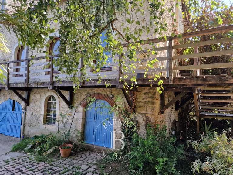 House Noyen-sur-Sarthe - 5 bedrooms - 350m²