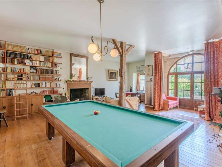 Manor Noyers