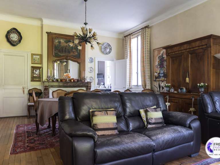 Maison Noyon - 16 chambres - 920m²