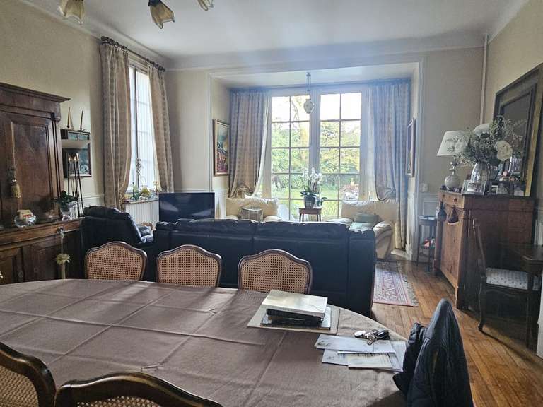 House Noyon - 16 bedrooms - 920m²