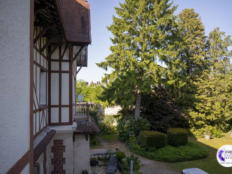 House Noyon - 16 bedrooms - 920m²