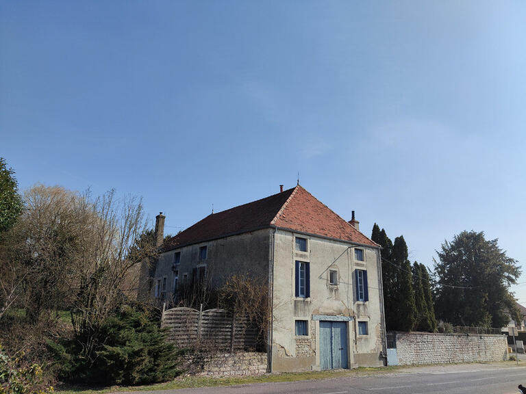 Vente Propriété Nuits-Saint-Georges - 4 chambres