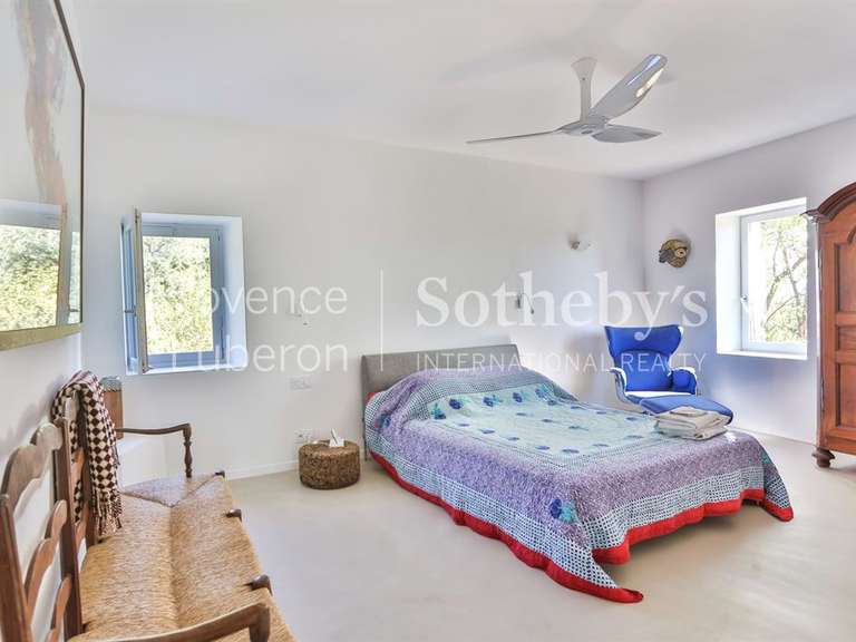 Domaine viticole Nyons - 300m²