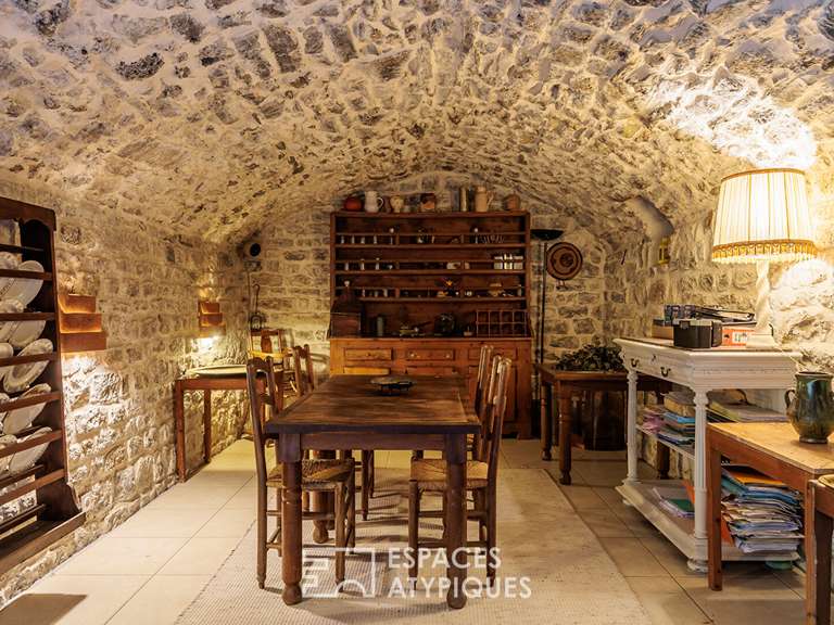 House Nyons - 20 bedrooms - 1196m²