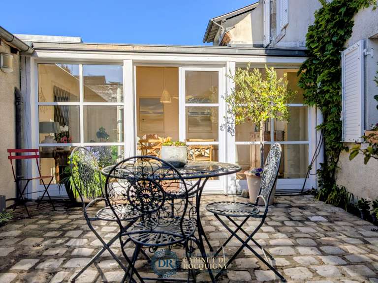 House Olivet - 6 bedrooms - 300m²