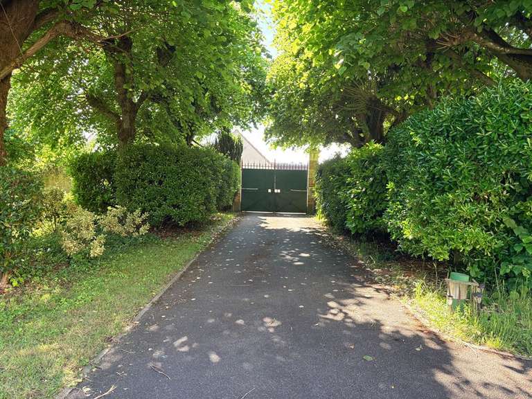 Maison Olivet - 6 chambres - 212m²
