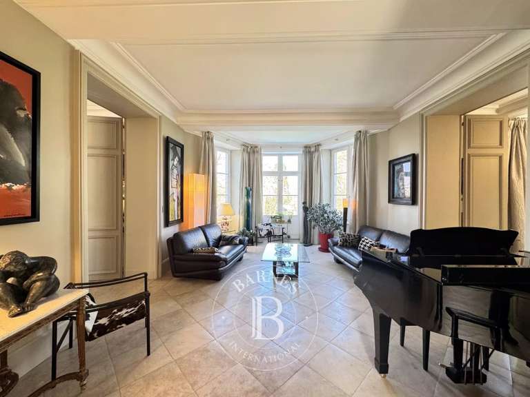 Propriété Olivet - 6 chambres - 363m²