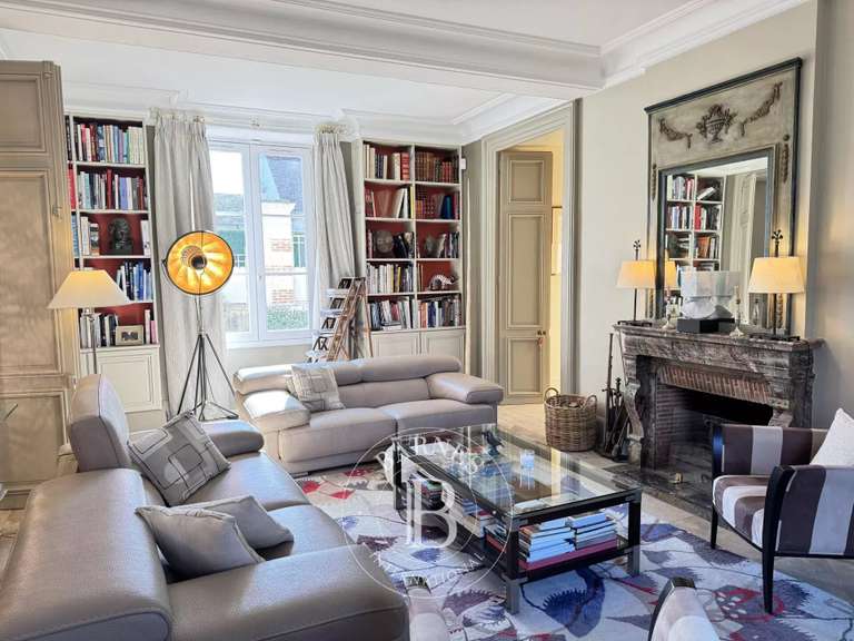 Propriété Olivet - 6 chambres - 363m²