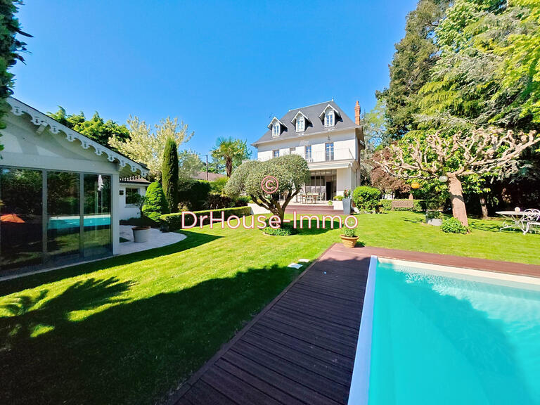 Villa Olivet - 6 chambres - 383m²