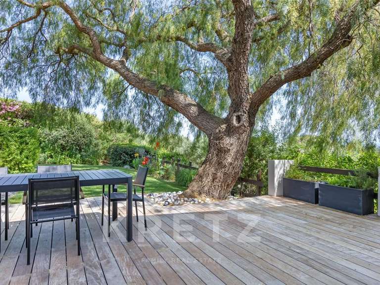 Maison Ollioules - 5 chambres - 200m²