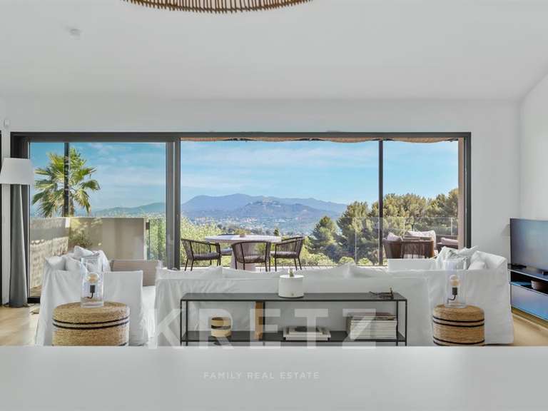 Maison Ollioules - 5 chambres - 200m²