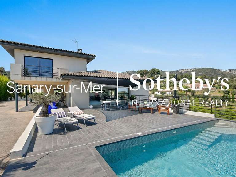 Maison Ollioules - 6 chambres - 320m²