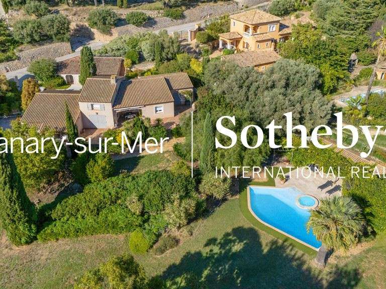 Maison Ollioules - 3 chambres - 186m²