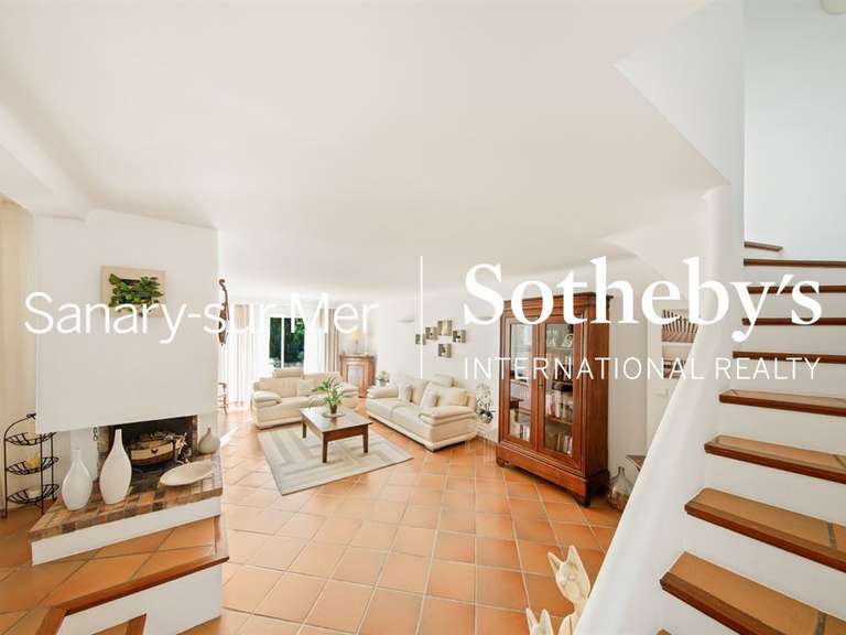 House Ollioules - 3 bedrooms - 186m²