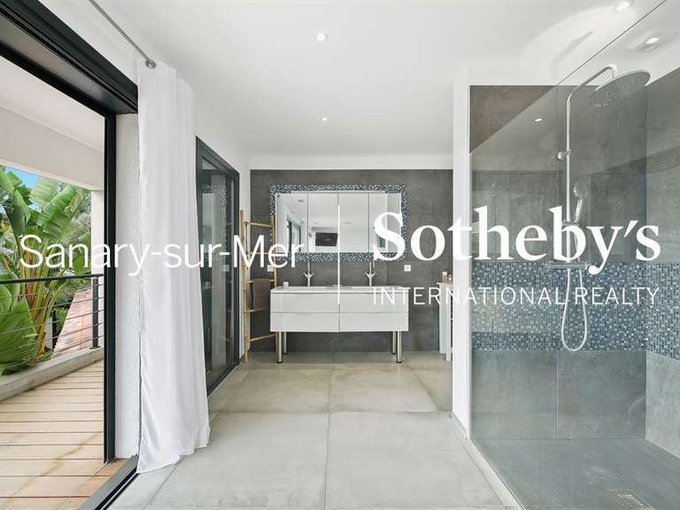 House Ollioules - 5 bedrooms - 292m²