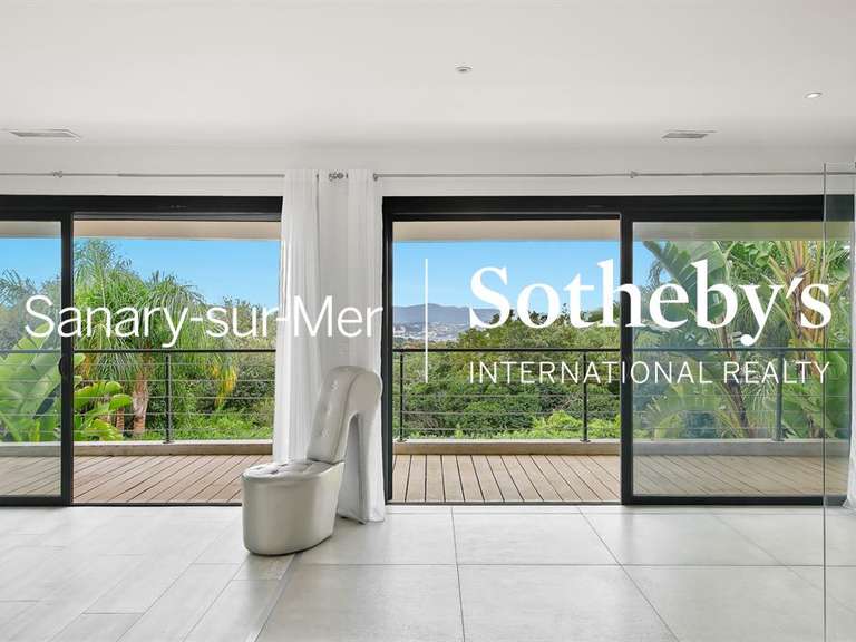 House Ollioules - 5 bedrooms - 292m²